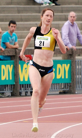 Joanne Cuddihy 400m